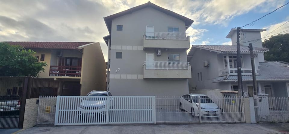 Property building, Facade/entrance, Street view