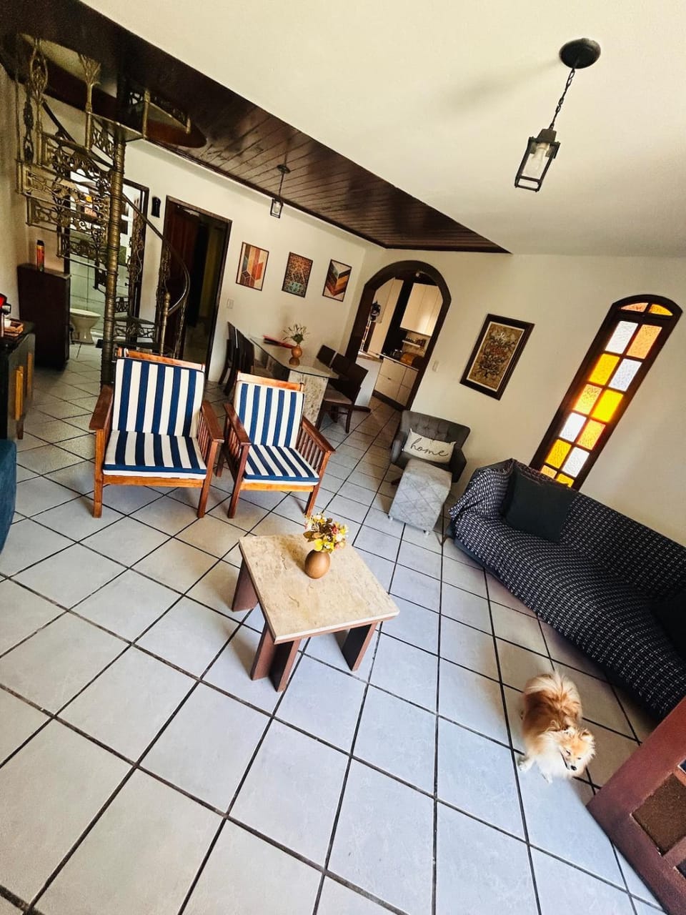 Living room, Seating area, Dining area