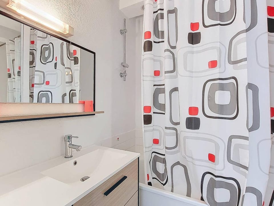 Appartement 5 pers avec piscine et parking à Vieux-Boucau - FR-1-857-61 Apartment in Vieux-Boucau-les-Bains