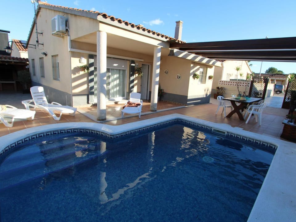 Casa cerca del mar, ideal para naturaleza y mascotas - ES-184-69 House in Montsià