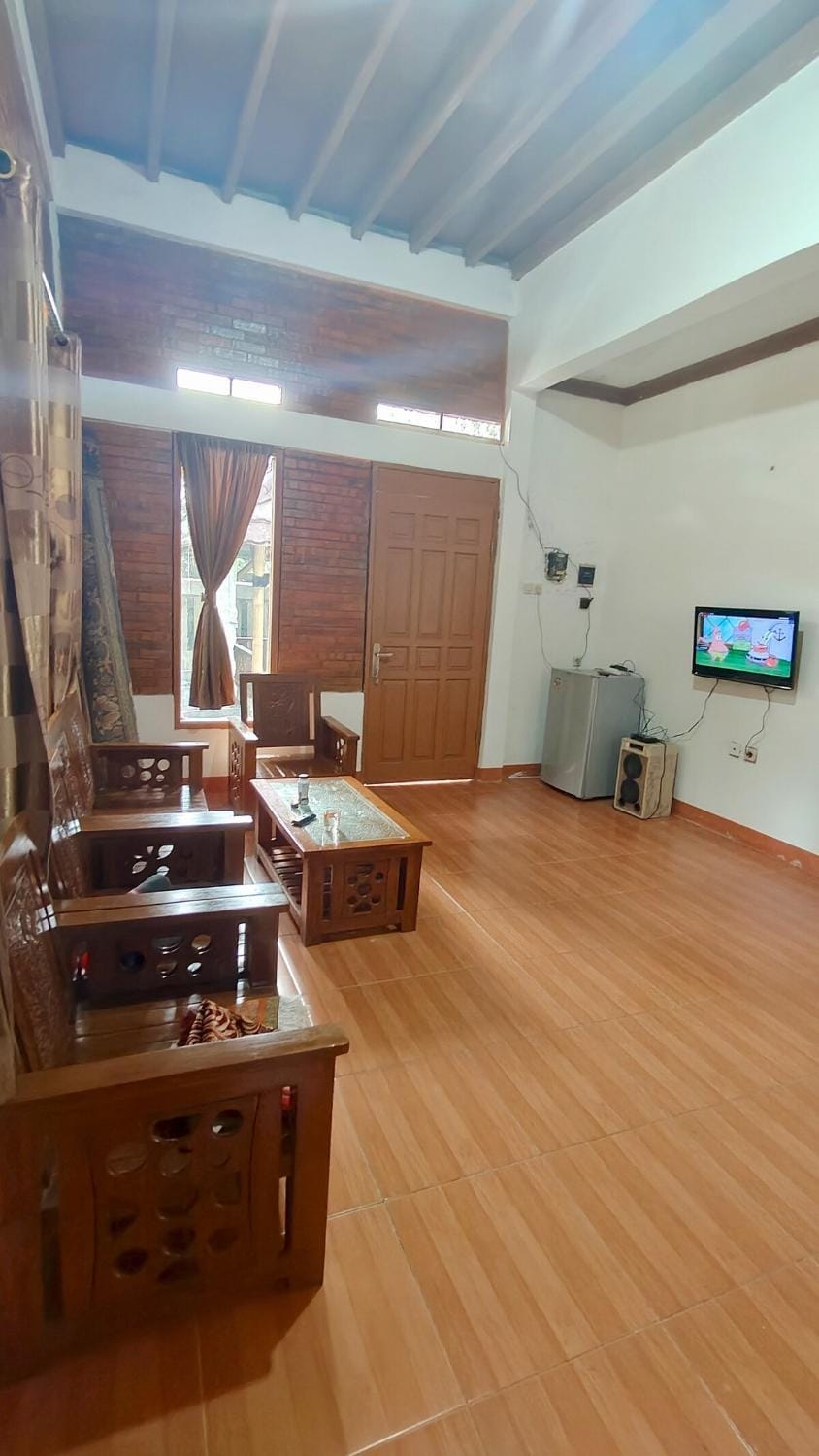 TV and multimedia, Seating area