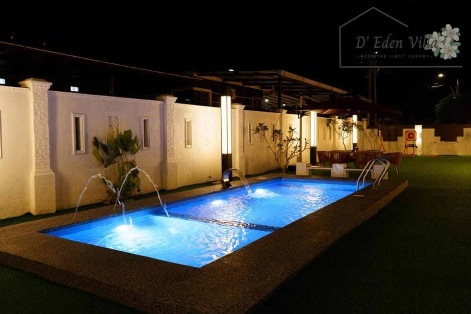 Light Luxury Homestay with Pvt Pool Karaoke BBQ Villa in Malacca