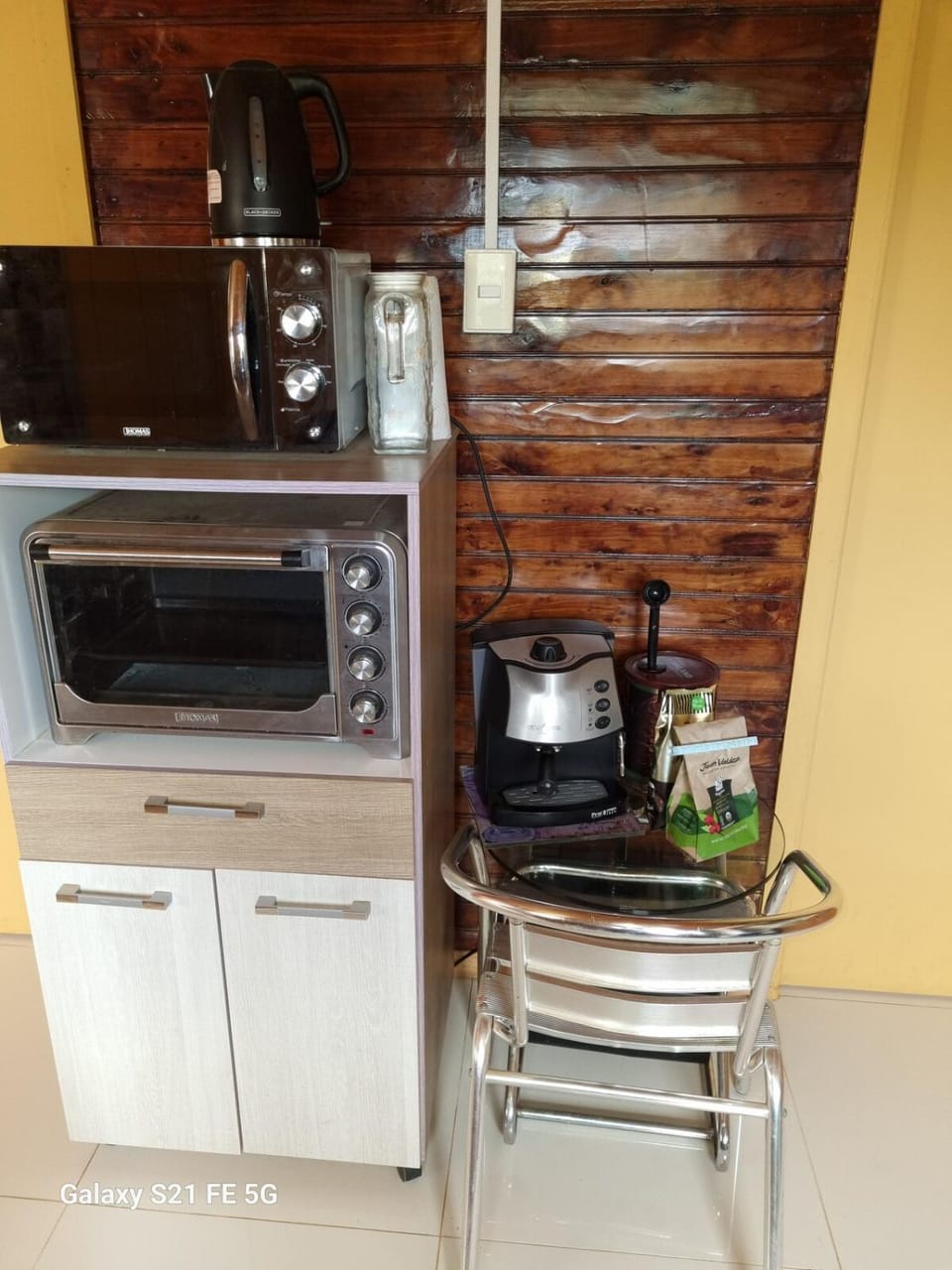 Coffee/tea facilities