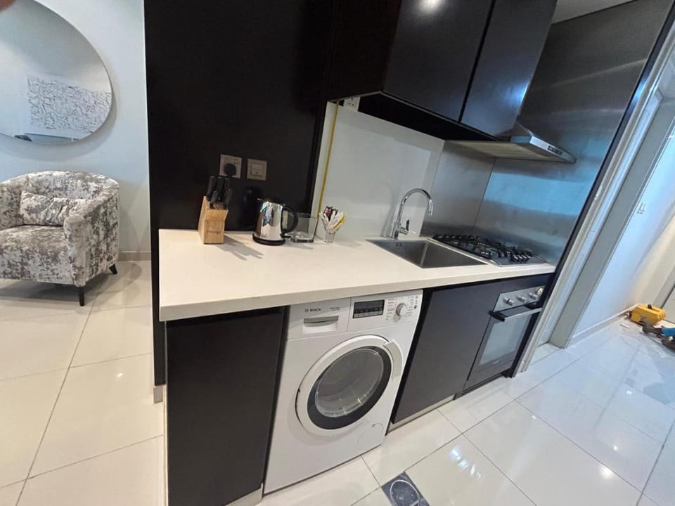 Sunrise Homes A Beautiful Studio in Downtown Apartment in Dubai