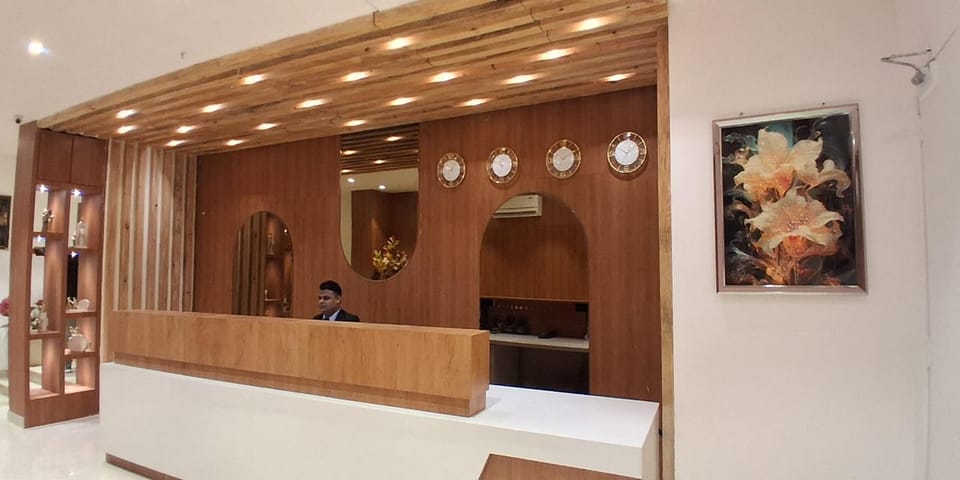 Lobby or reception, group of guests