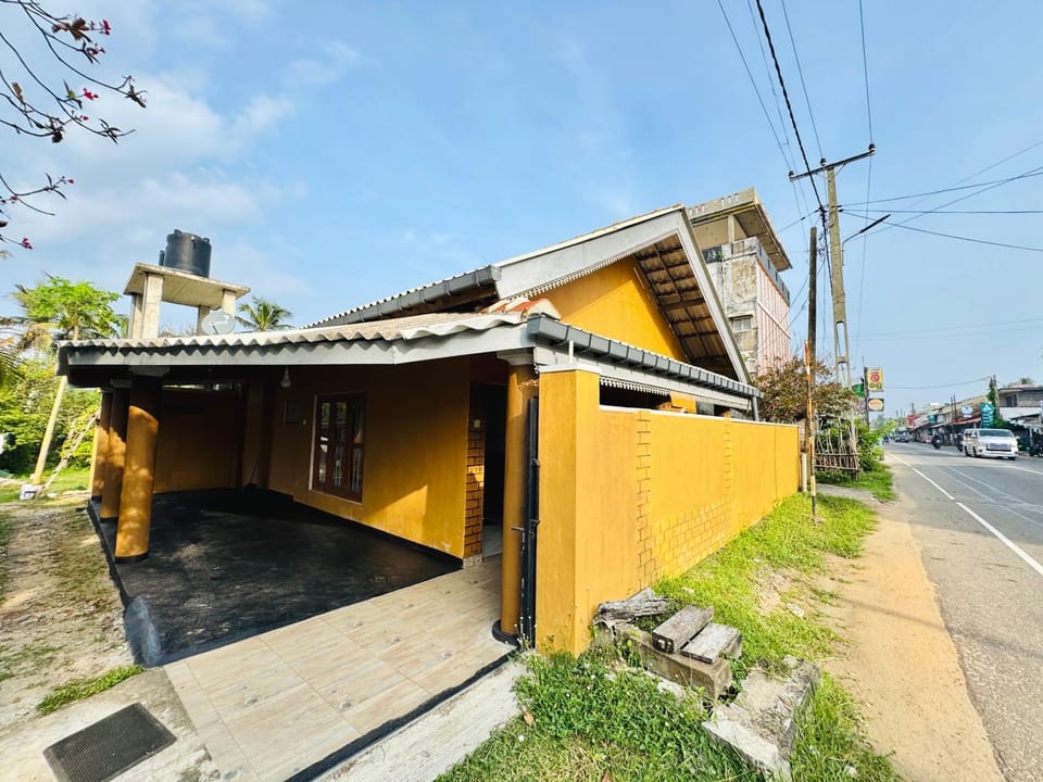 Coco House Apartment in Southern Province