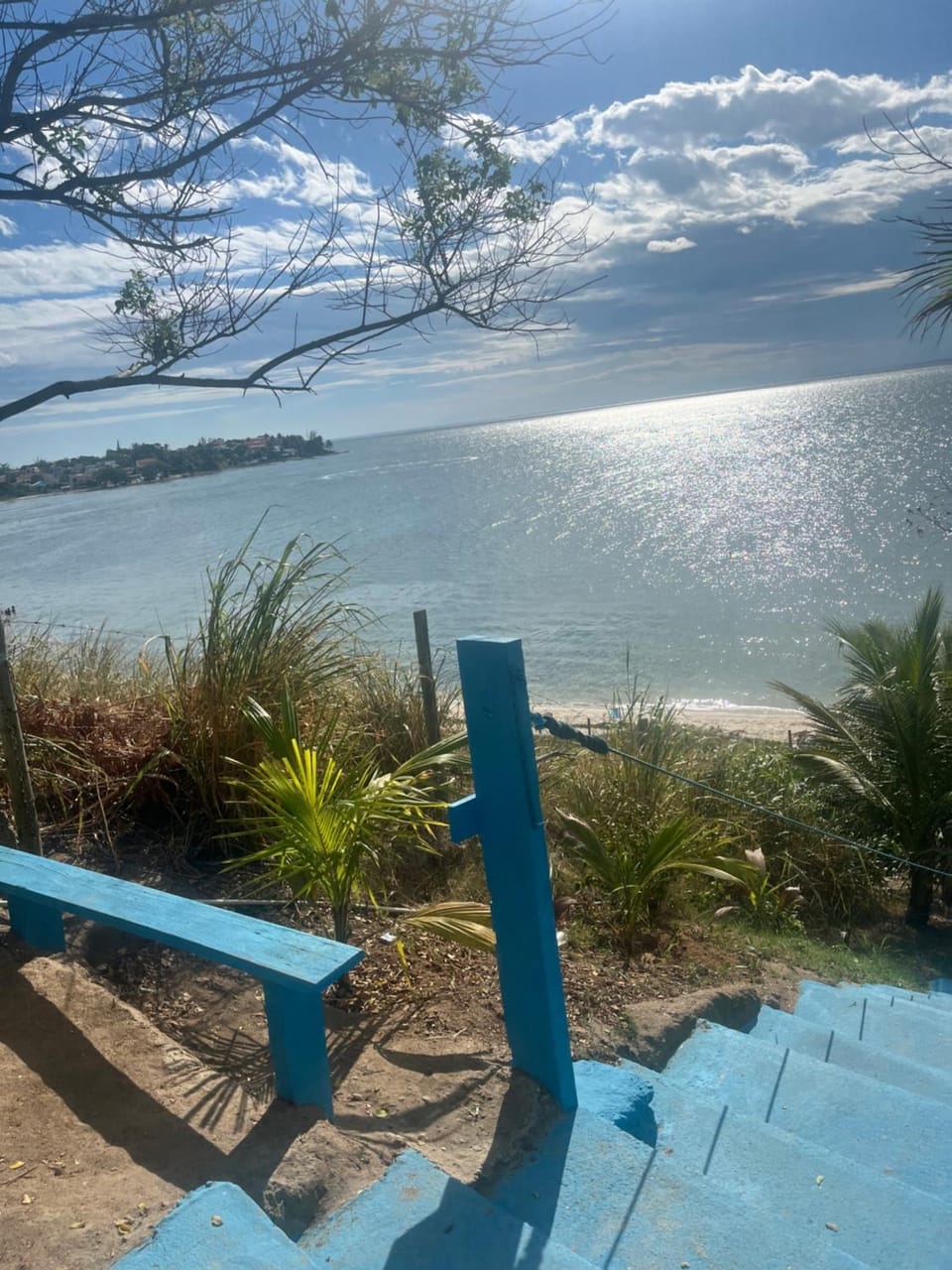 Casa em São Pedro a 50 metros da praia do sol House in São Pedro da Aldeia