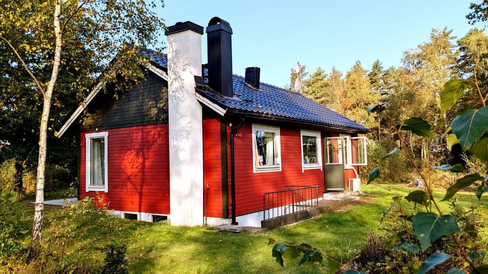 Property building, Garden, Garden view