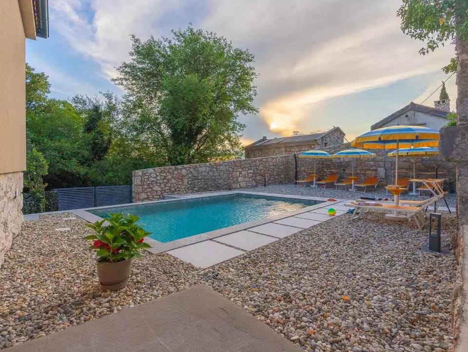 Summer, Swimming pool