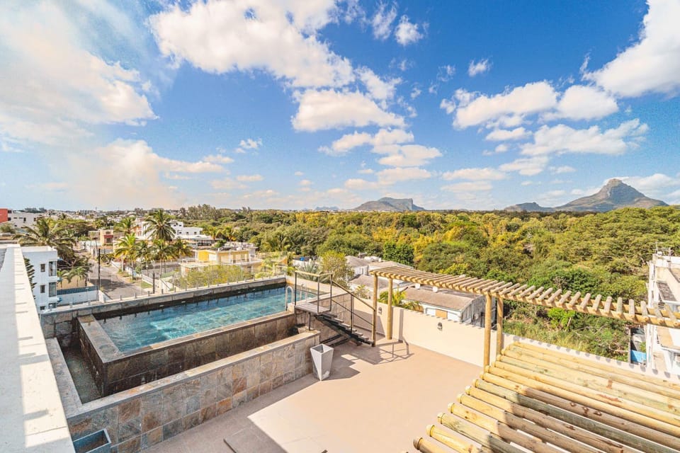 Mountain view, Swimming pool