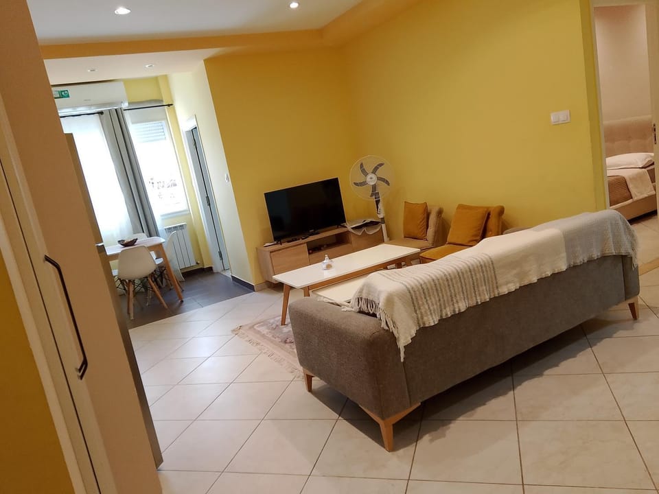 1 bedroom Aprt Algeirs Elmouradia Apartment in Algiers [El Djazaïr]