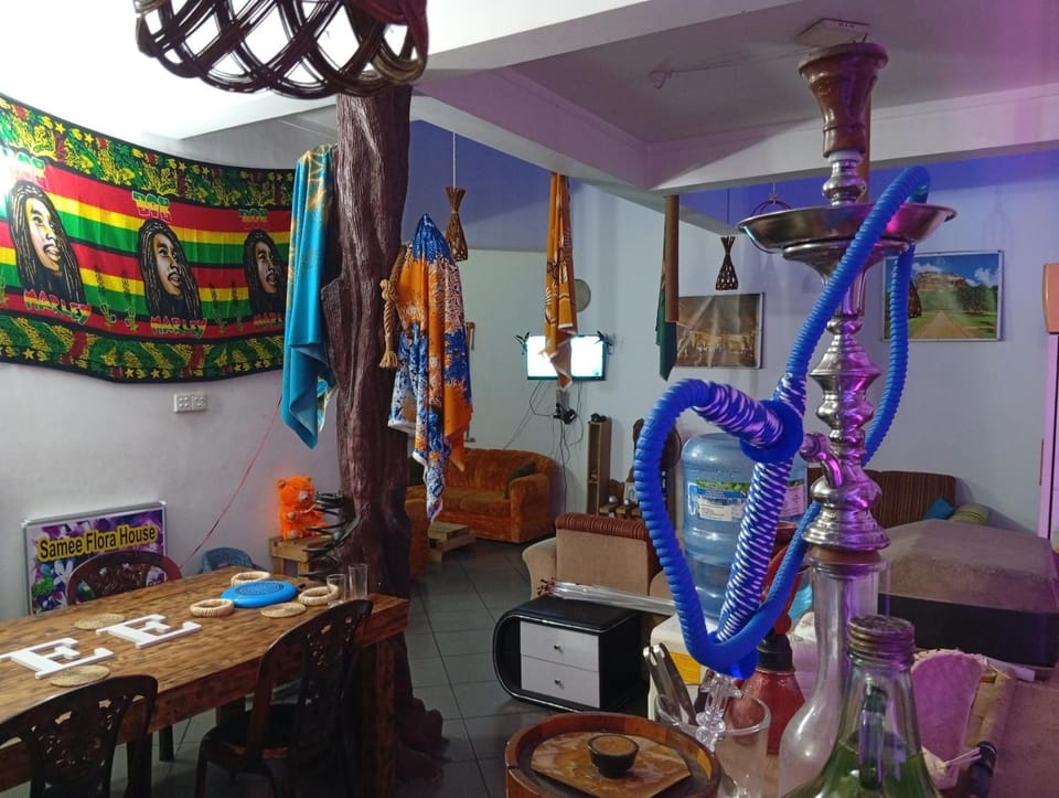 Samee Villa & Hostel Airport Hotel in Negombo