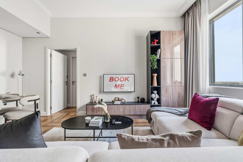 Free housekeeping visits during your stay - StayShort - Beautiful 1 Bed Apartment in Business Bay that Sleeps 4 Apartment in Dubai