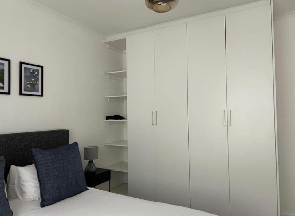 Beachfront Oasis Apartment in Sea Point