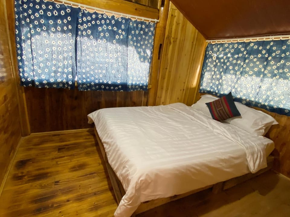 Friendly Homestay & Authentic Trekking Tours Bed and Breakfast in Laos