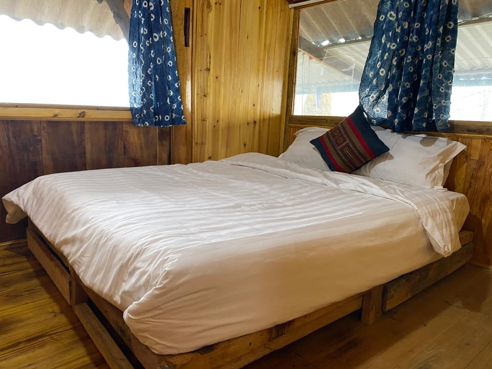 Friendly Homestay & Authentic Trekking Tours Bed and Breakfast in Laos