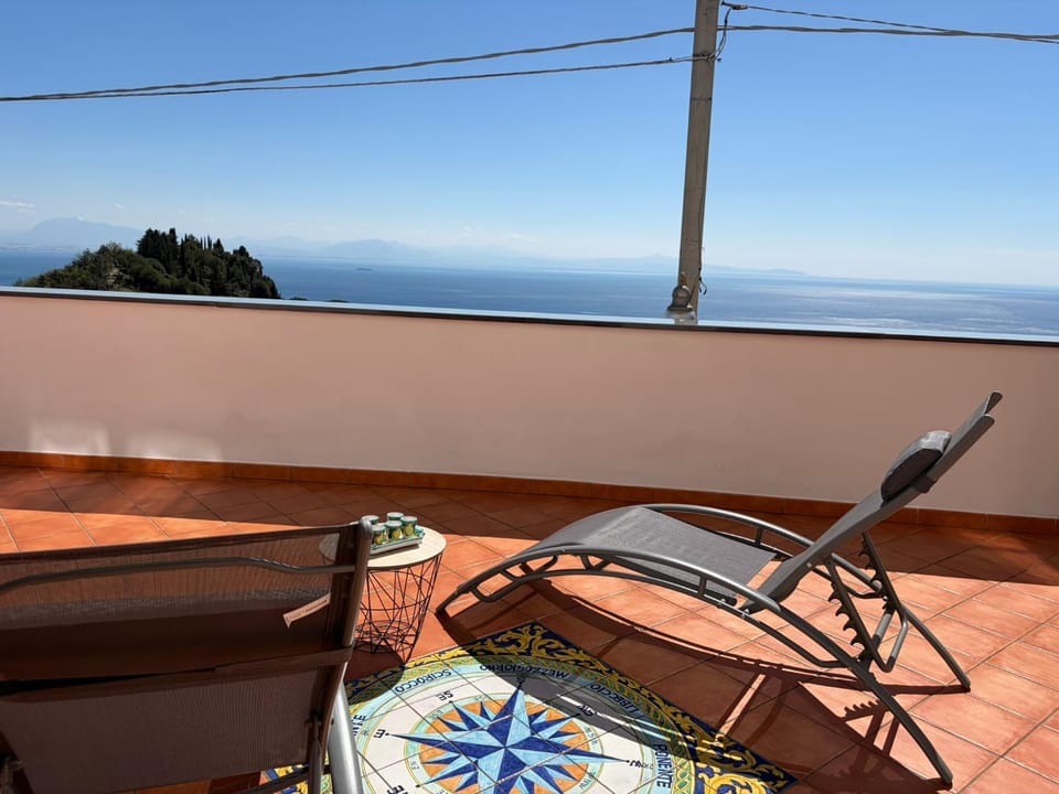 Patio, Day, Balcony/Terrace, Sea view, sunbed