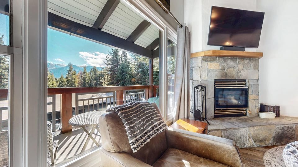 Chateau Doex #8 condo Apartment in Mammoth Lakes