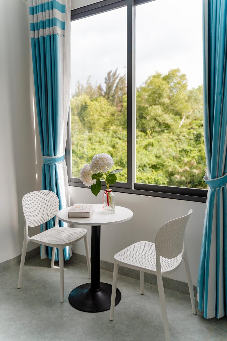 Seating area