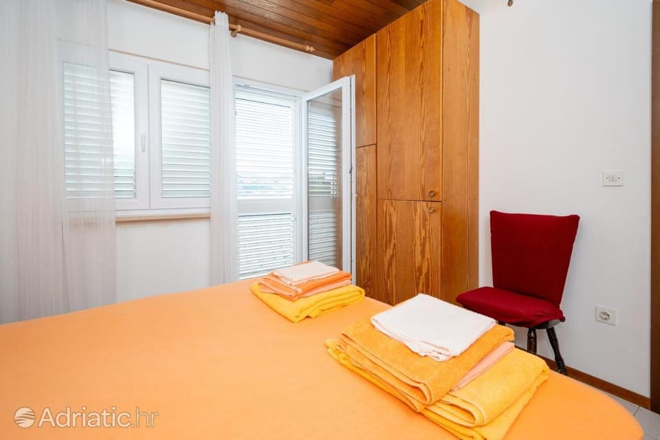 FECARI apartments 1-3 Apartment in Novalja