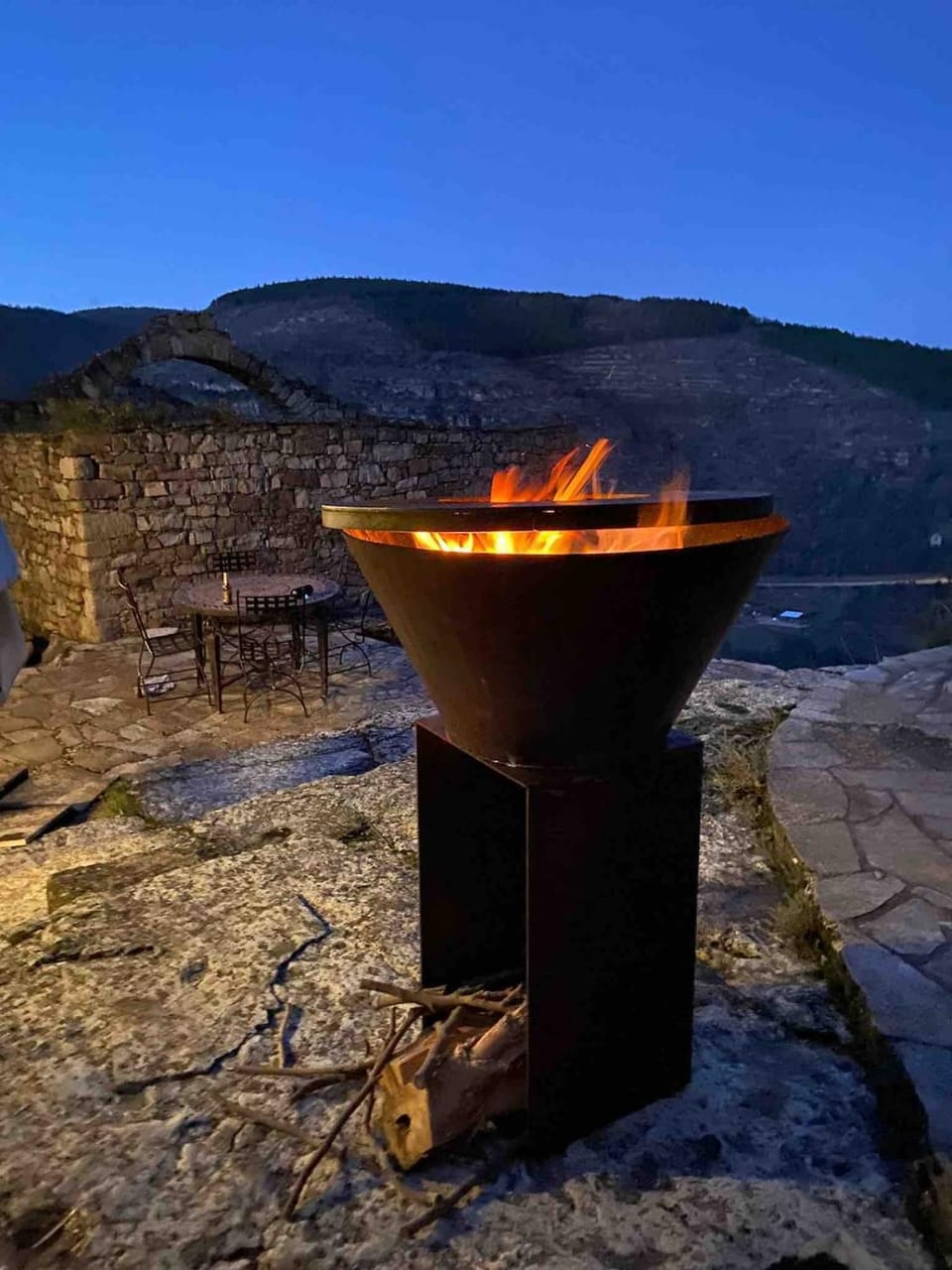 Natural landscape, BBQ facilities, Mountain view