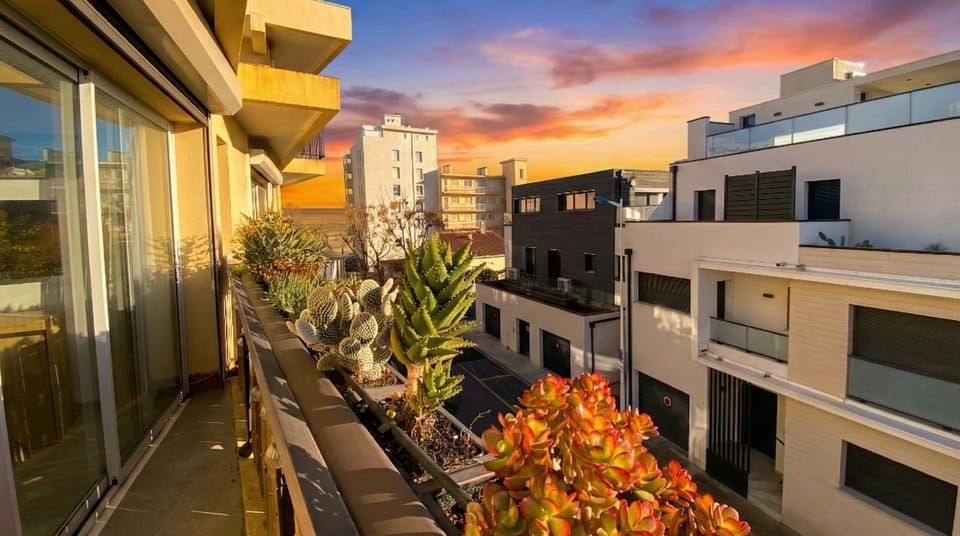 Calme, à 2 pas de la plage avec vue mer et montagnes 53 Apartment in Canet-en-Roussillon