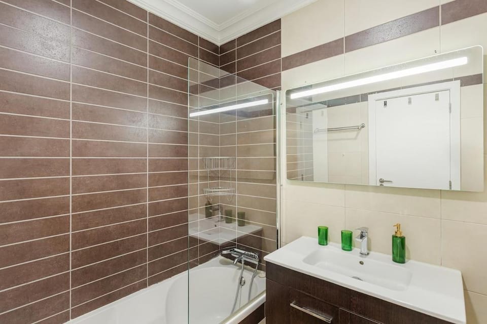 Tatiana 3Br - city center - aircon - wifi - by Homesbyfc Apartment in Olhão