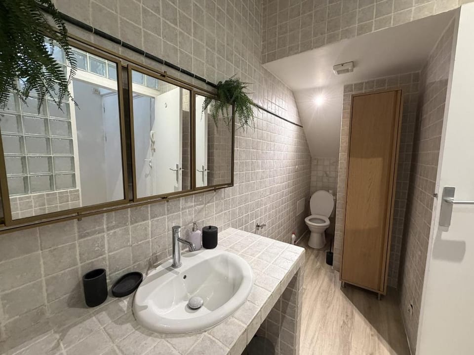 Charmant T2 proche vieux port Apartment in Marseille