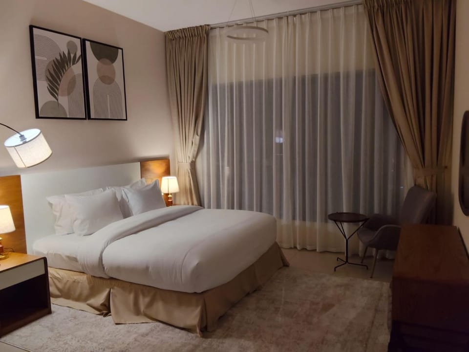Prime Apartments Near WTC and Sheikh Zayed RD Apartment in Dubai