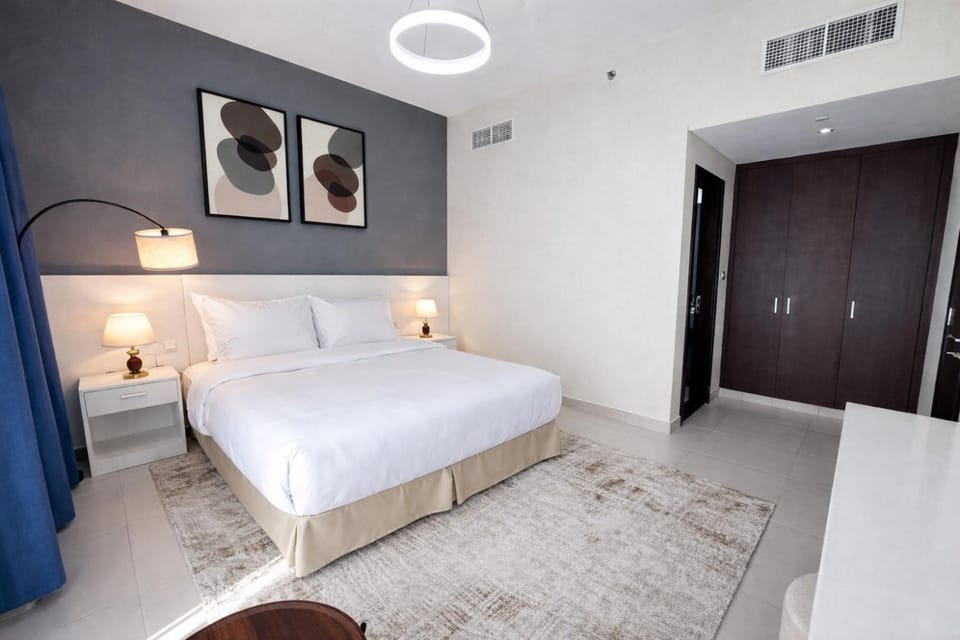 Bed, Photo of the whole room, Bedroom, wardrobe