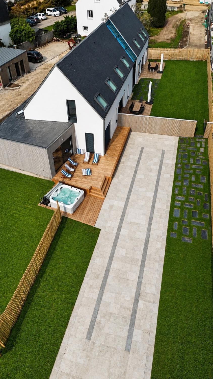 Property building, Pool view, Swimming pool