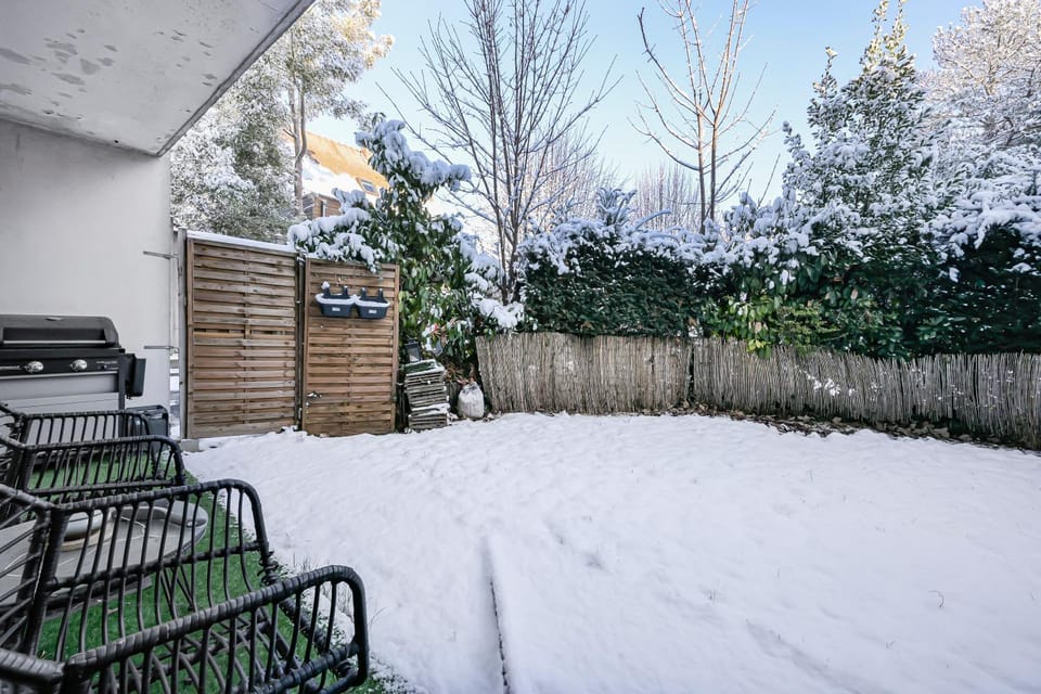 Le Petit Bezonnais - 4prsn - Proche Paris - Jardin Apartment in Sartrouville