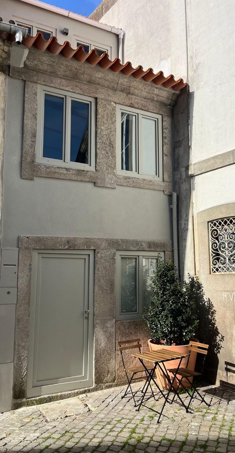 Property building, Facade/entrance