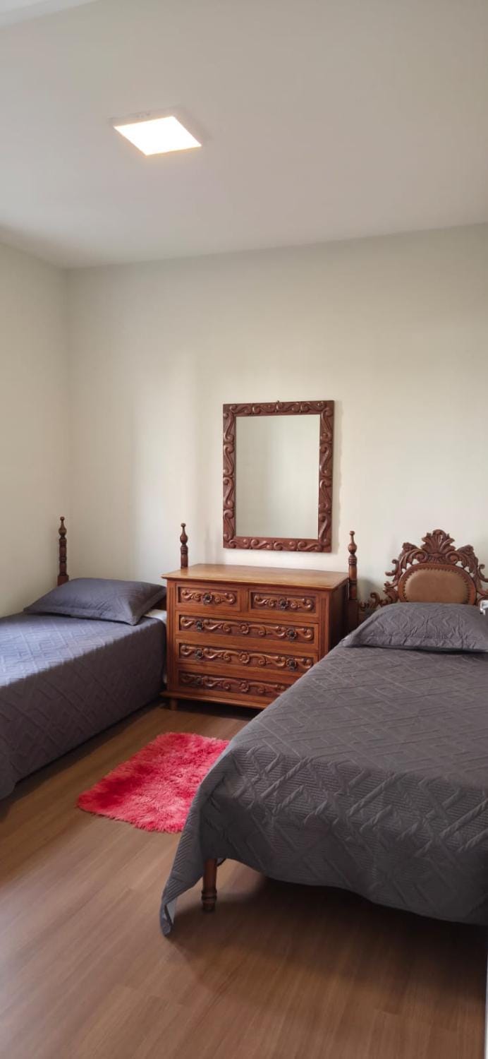 Apartamento térreo aconchegante com 2 quartos Apartment in Campos do Jordão