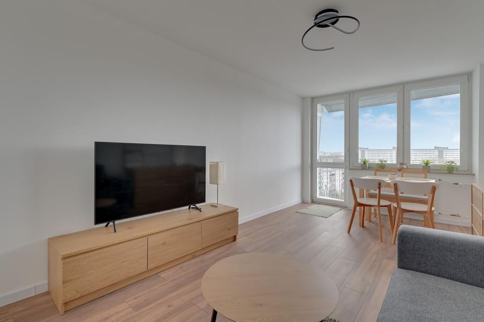 Communal lounge/ TV room, TV and multimedia, Living room, Seating area