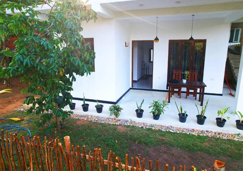 Sea Breeze Heaven Villa in Tangalle