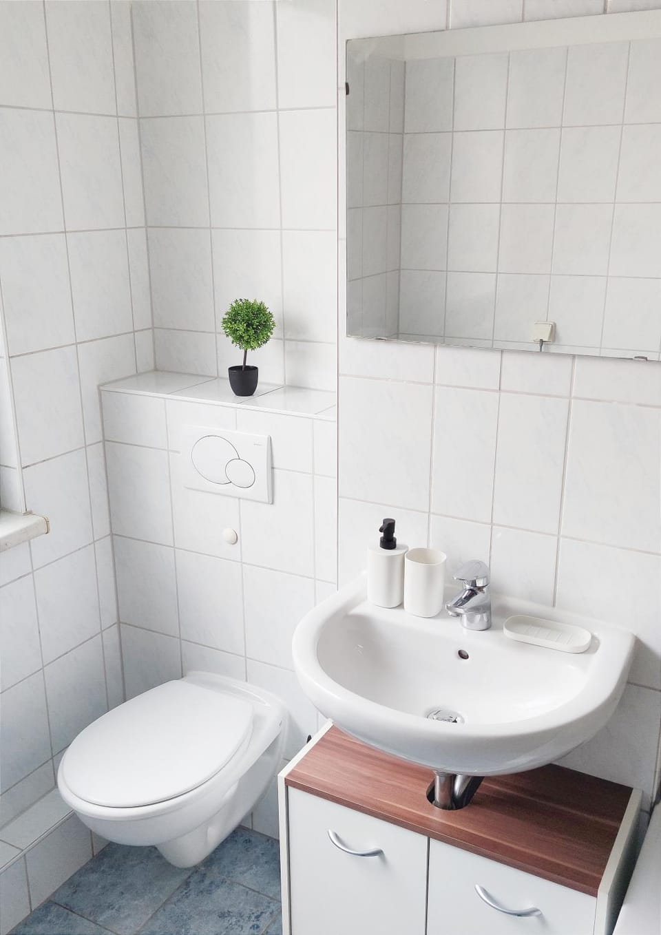 Eigene Erdgeschosswohnung in Groitzsch Apartment in Saxony