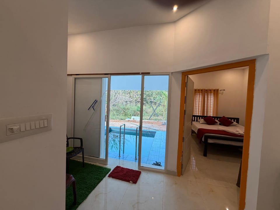 Pool view, Swimming pool, Swimming pool