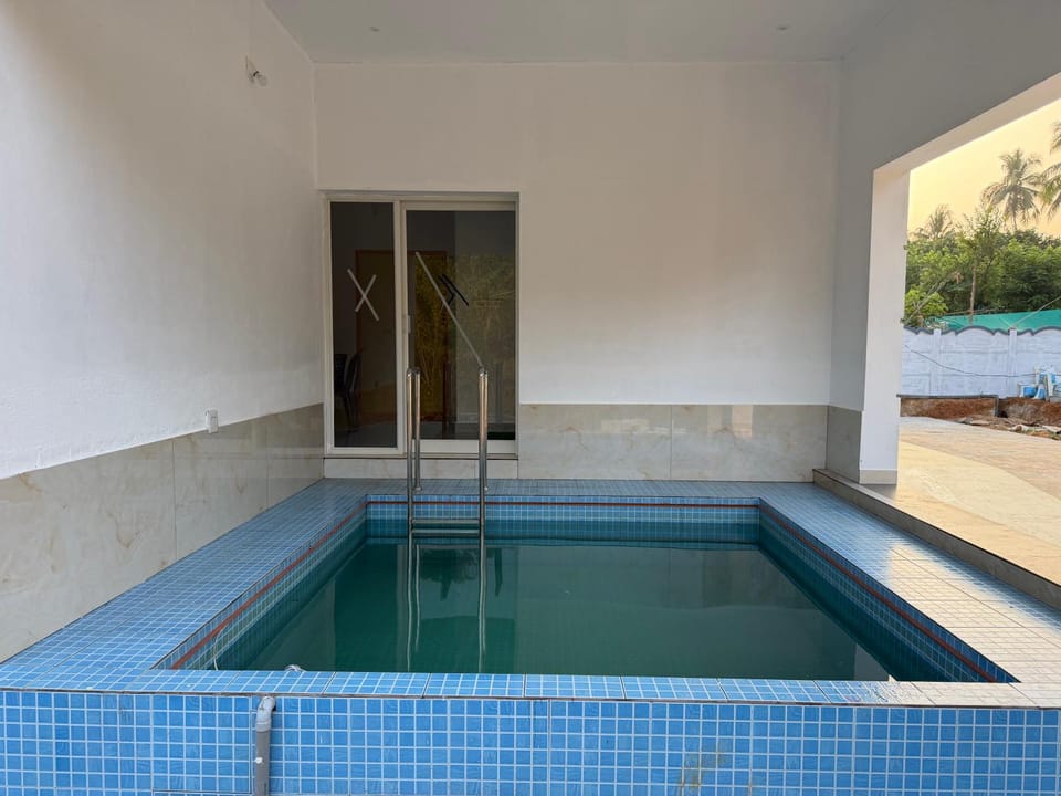 Pool view, Swimming pool, Swimming pool