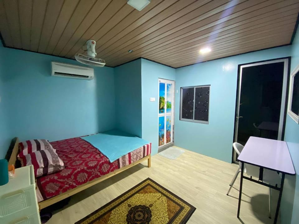 Bedroom, air conditioner