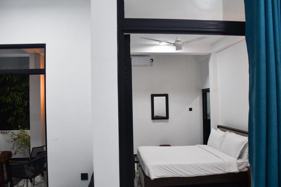Bed, Balcony/Terrace, Balcony/Terrace, Bedroom