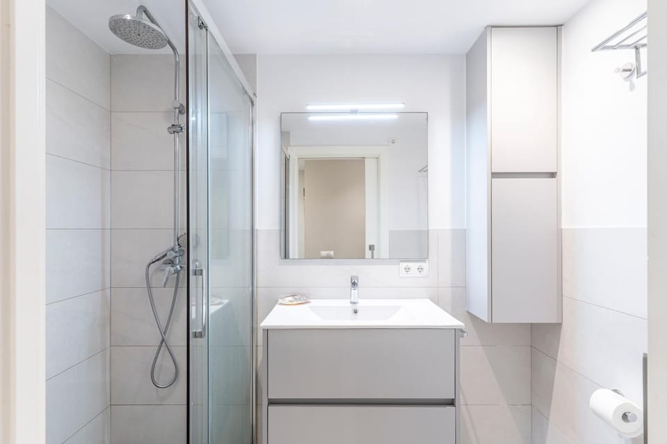 Shower, Bathroom