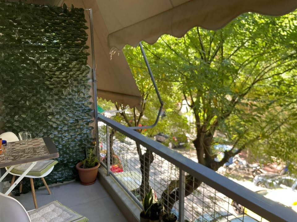 Patio, Day, Balcony/Terrace