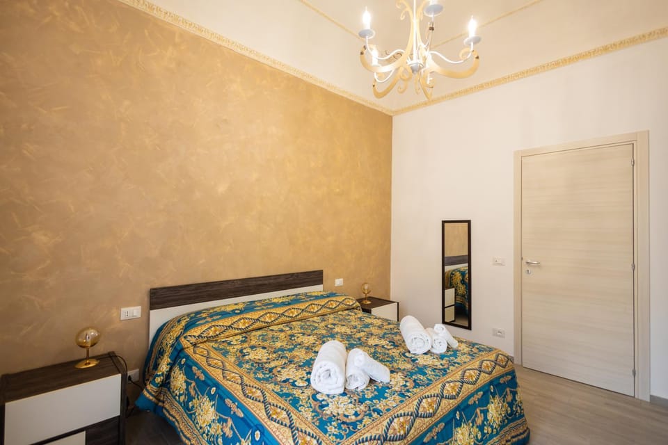 Bed, Photo of the whole room, Bedroom, towels, wardrobe