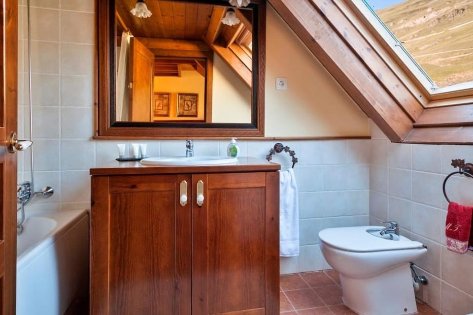 BAQUEIRA LUXURy FAMILIAR HOUSE Apartment in Baqueira