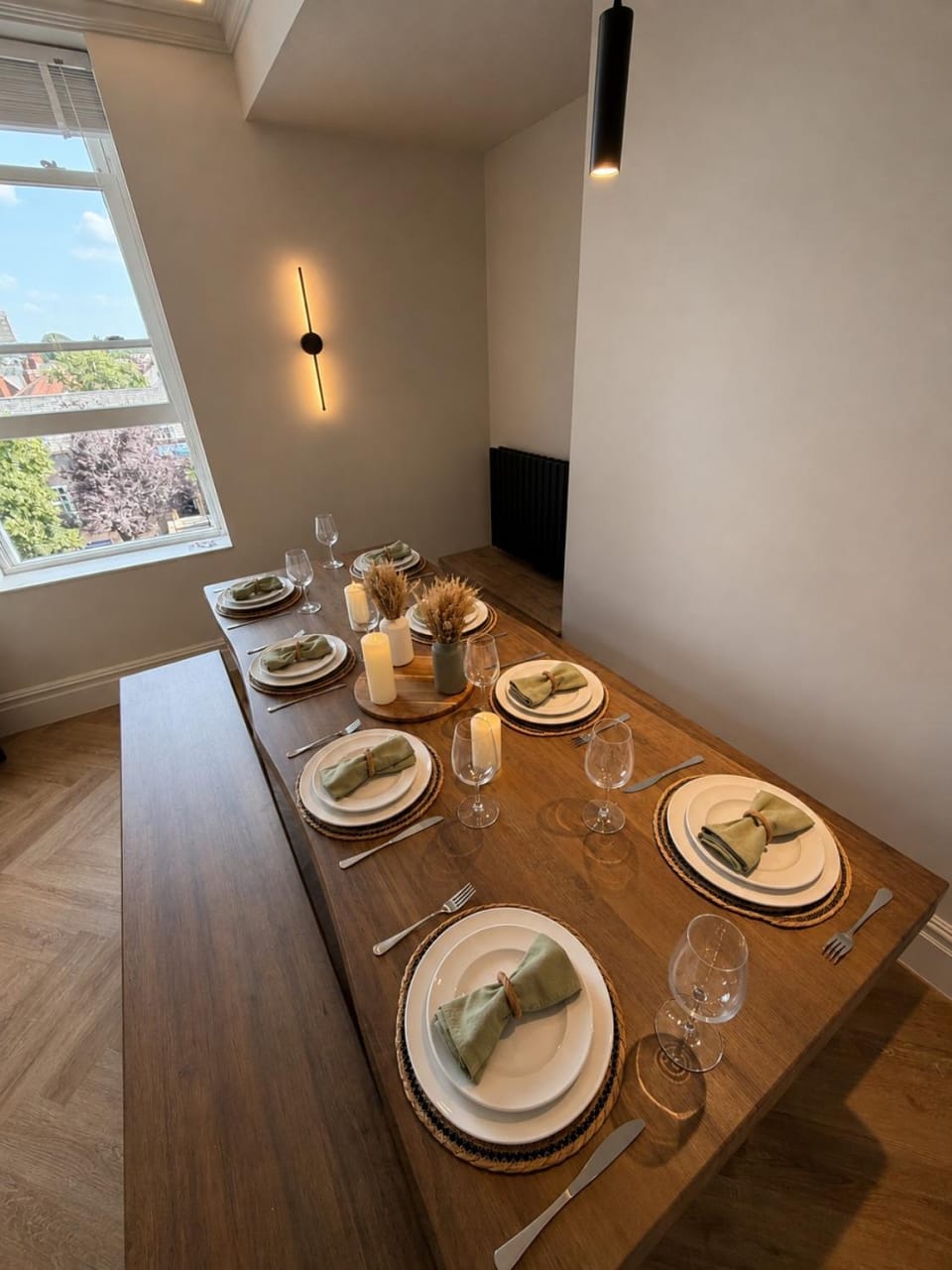 Food and drinks, Dining area, Food, Drinks