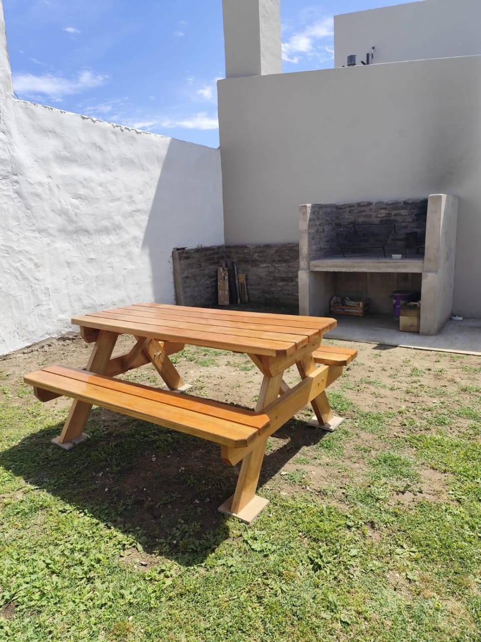 Patio, BBQ facilities