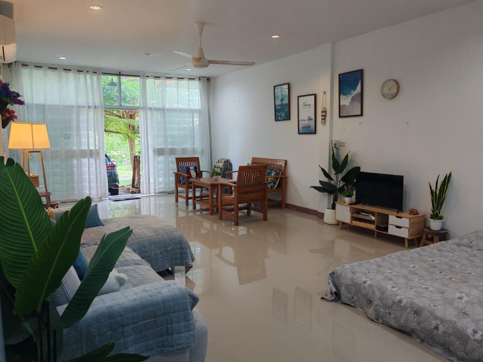Little Charlie's House Khanom Beach House in Thailand