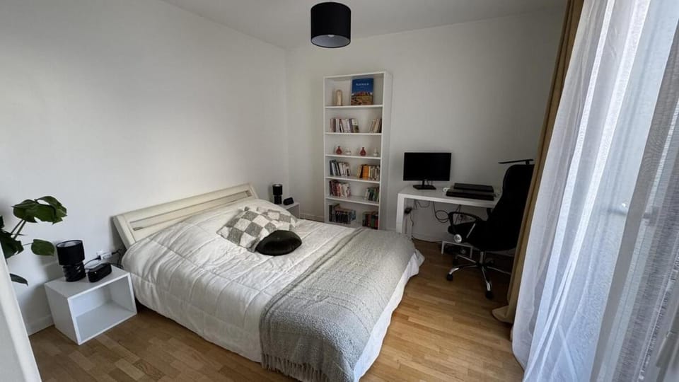 Modern and cozy Stay I Terrace and Parking I 10 min by car Orly airport I Quick access to Paris Apartment in Vitry-sur-Seine