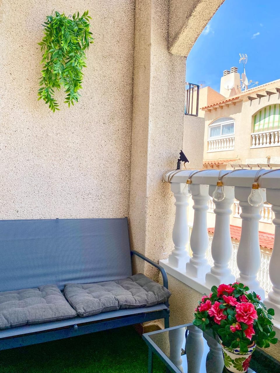 Off site, Balcony/Terrace